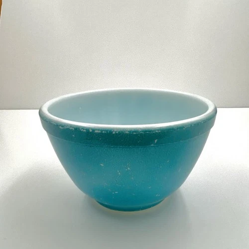 Vintage Blue Pyrex Mixing Bowl #401  1 & 1/2 Pints GUC