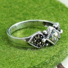Size 6.5, Vintage Sterling 925 silver handmade ring with marcasite
