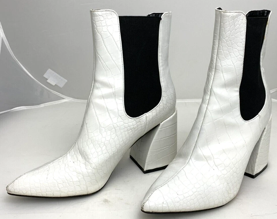 Botín para mujer BooHoo blanco estampado de cocodrilo con tacón FH1074319 talla 6/39/8 Foto 4 de 4