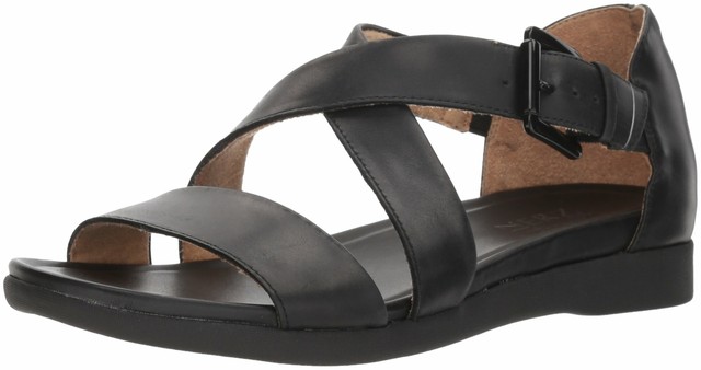 naturalizer elliott sandal