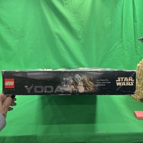 RETIRED Star Wars YODA Jedi Master 2002 Lego 7194 Ultimate Collector Series