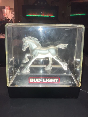 Vintage 1982 Budweiser Bud Light Clydesdale Horse Lighted Beer Sign Tested Works