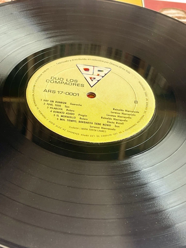 Duo Los Compadres - Boniato Asado - Son Guajira Guaracha Areito 1997 EX - Imagem 3 de 4