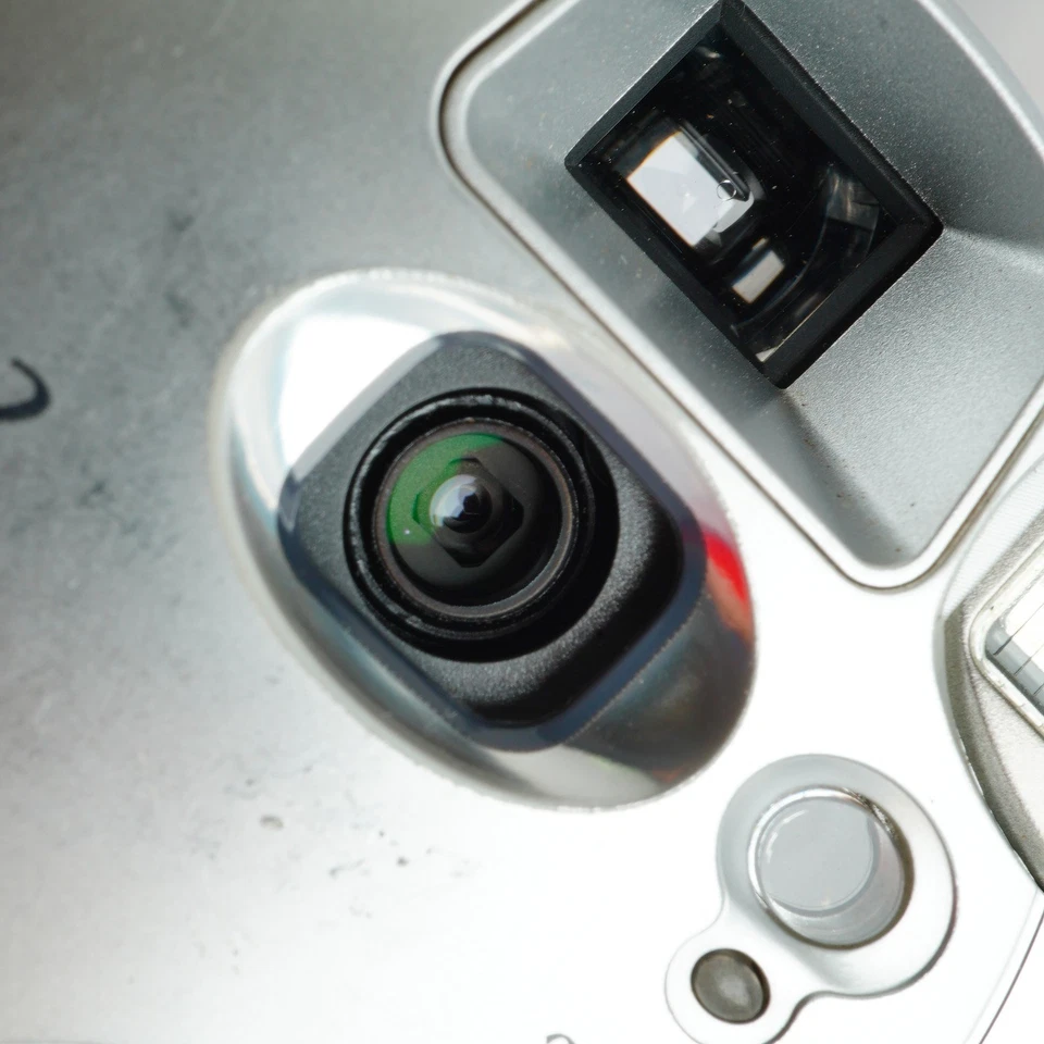 EXCELLENT FUJIFILM Finepix A202 + XD 16MB Kompakte Digitalkamera - Bild 4 von 4