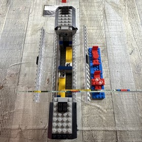 LEGO Train Railroad Club Car (10002) with One Figure Excellent condition No Manu