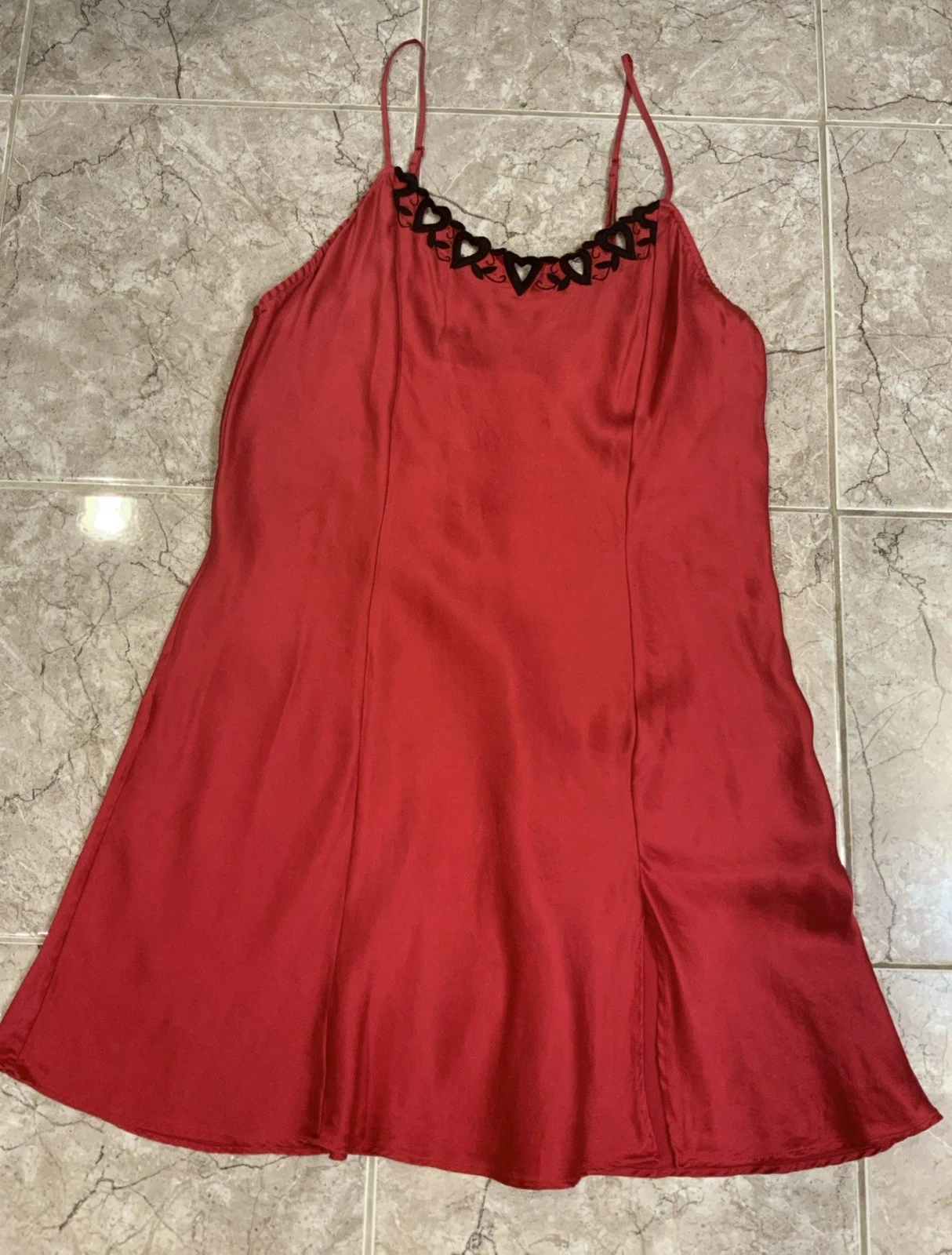 UNDERCOVER Abito Victoria’s Secret in seta chemise slip M spacco davanti rosso nero taglio cuori