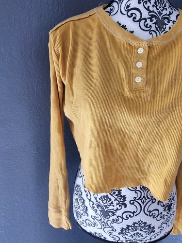 BNWT New Women's Wild Fable Crop Thermal Long Sleeve Top Blouse Sz Medium Yellow - Picture 7 of 13