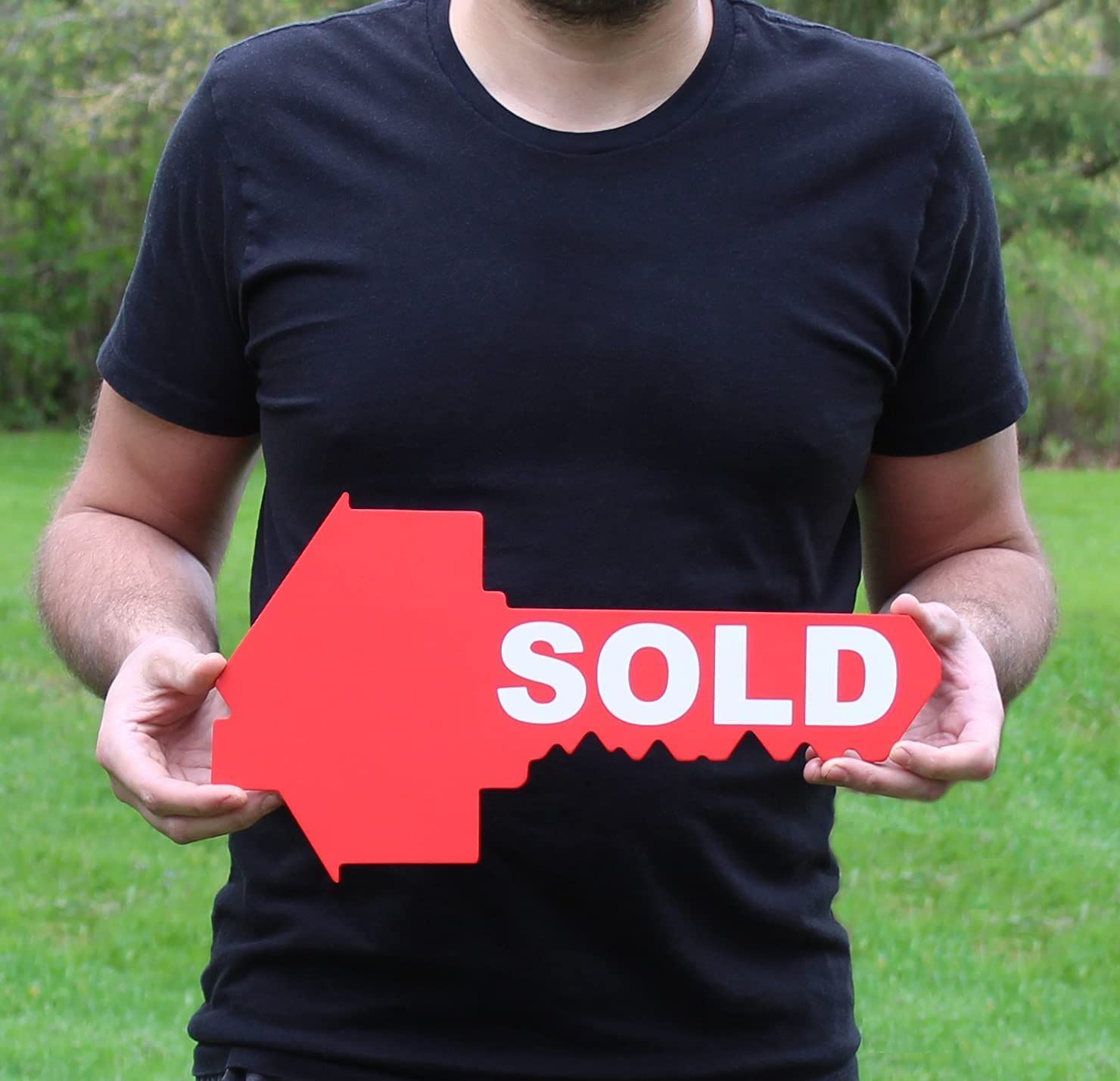 sold-sign-for-new-home-owners-key-shaped-real-estate-15-75x8-51