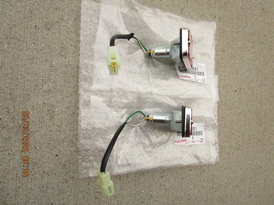 77-84 TOYOTA LAND CRUISER FJ40 FJ45 JUEGO DE LUCES MARCADORAS TRASERAS IZQUIERDA + DERECHA OEM NUEVO Foto 3 de 4