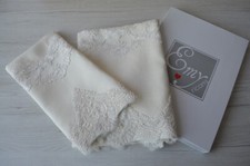 SET DI DUE ASCIUGAMANI DI PURO LINO BELLORA 306 CON PIZZO REBRODE ART SIBILLA