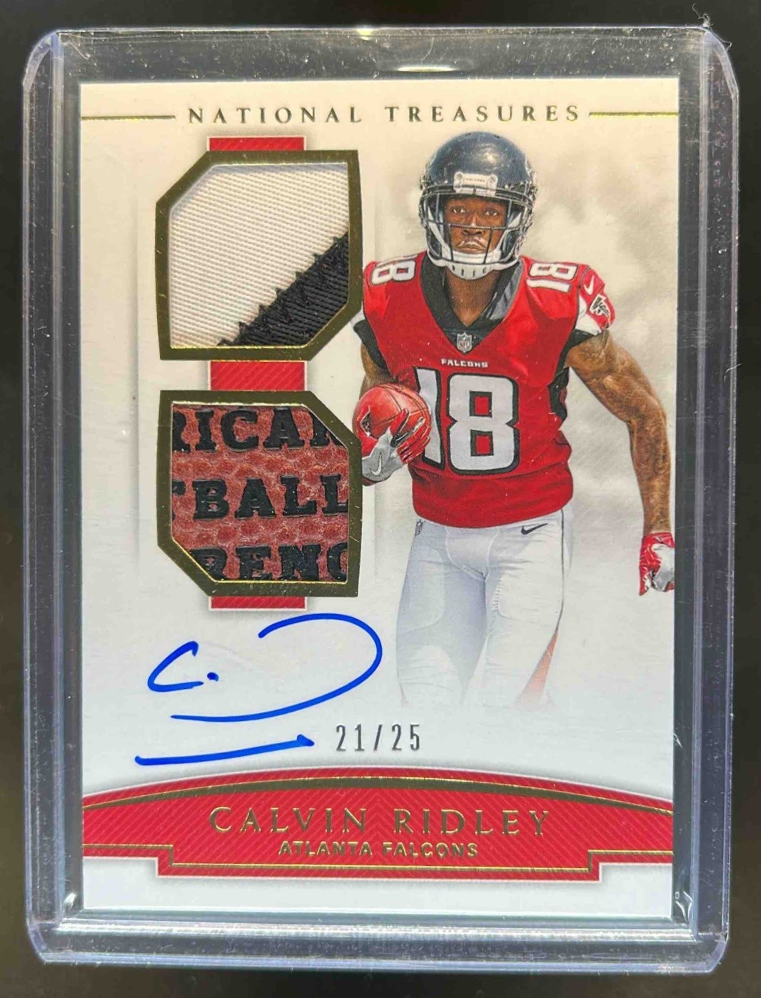 Calvin Ridley Panini National Treasures Rookie NFL Gear Signature Combos #CR Base