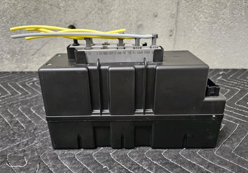 Bomba de vacío genuina Mercedes-Benz SL500 SL55 AMG R230 2003-12 Foto 3 de 4