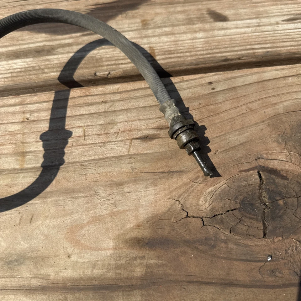 2006-2012 Mitsubishi Eclipse GT 3.8L Front Passenger Brake Caliper OEM RH - Image 4 of 4