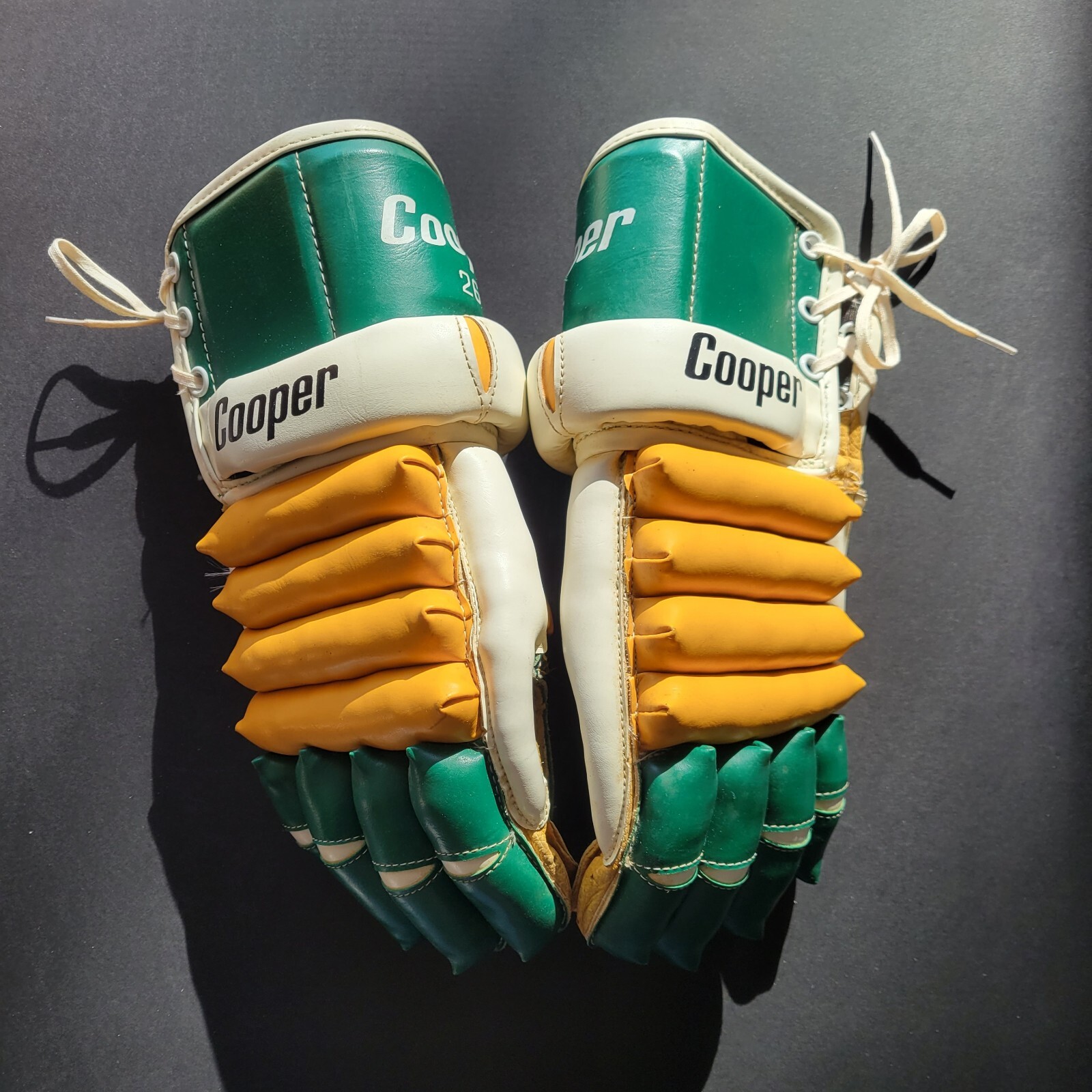 California Golden Seals 1970's Cooper model 26 hockey gloves eBay