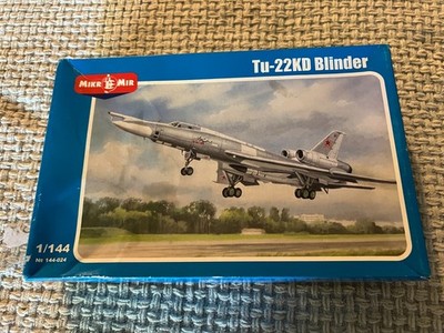1/144 MikroMir Tupolev TU-22KD Blinder Russian Bomber 