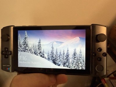 GPD WIN 3 Core i5-1135G7 16GB RAM 1TB  PC Game Console Used