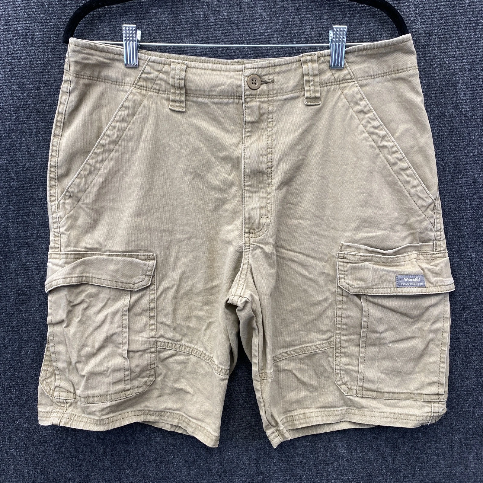 Wrangler Mens W33 Cargo Shorts Khaki Brown Relaxed Fit Workwear Utility Casual