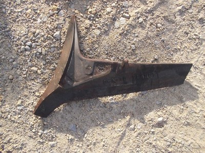 Universal Plow Main plow point Horse Drawn Peanut 0-No. 10