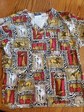Comfy Cotton Scrubs Safari Scrub Top Medium  EUC  Multicolored