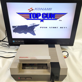 Carrello Top Gun NES con manuale e custodia protettiva Nintendo TESTATO FUNZIONANTE