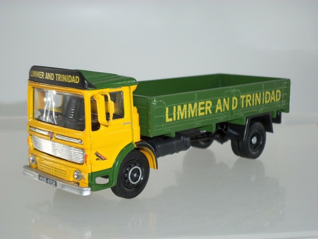 Corgi 1/50 scale -ergomatic A.E.C. Mercury -LIMMER & TRINI