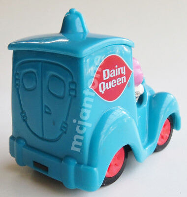 Dairy Queen 1998 TREATS ON WHEELS Dilly Bar Sundae Blizzard Car