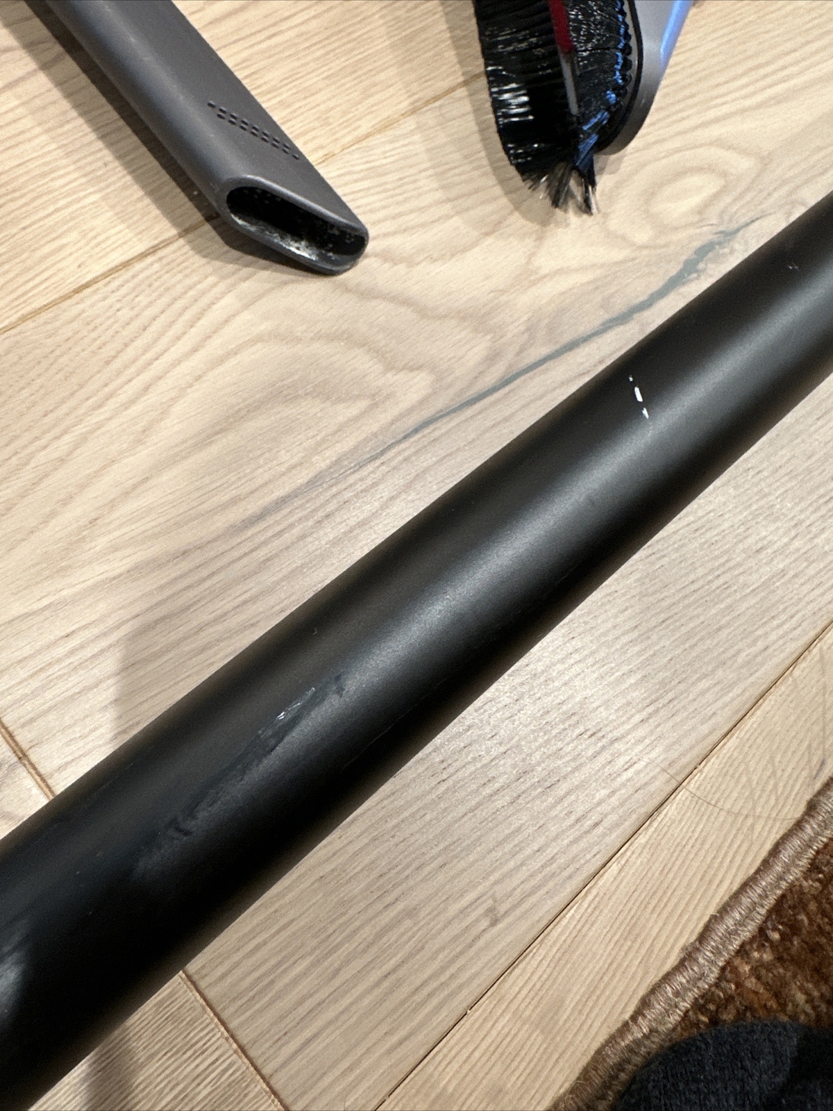 Dyson v7 Absolute Cordless Vacuum with accessories eBay