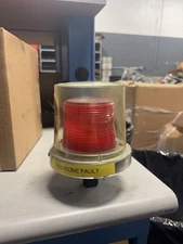 Federal Signal Electraray Strobe 12-24V , 225XST USED