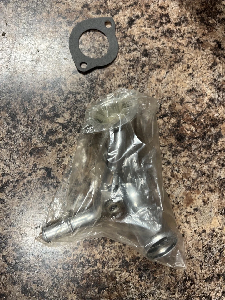 🇺🇸 ¡Salida de agua de refrigerante del motor NOS 4 temporadas 84888! ¡Envío gratis! 🇺🇸 Foto 2 de 4