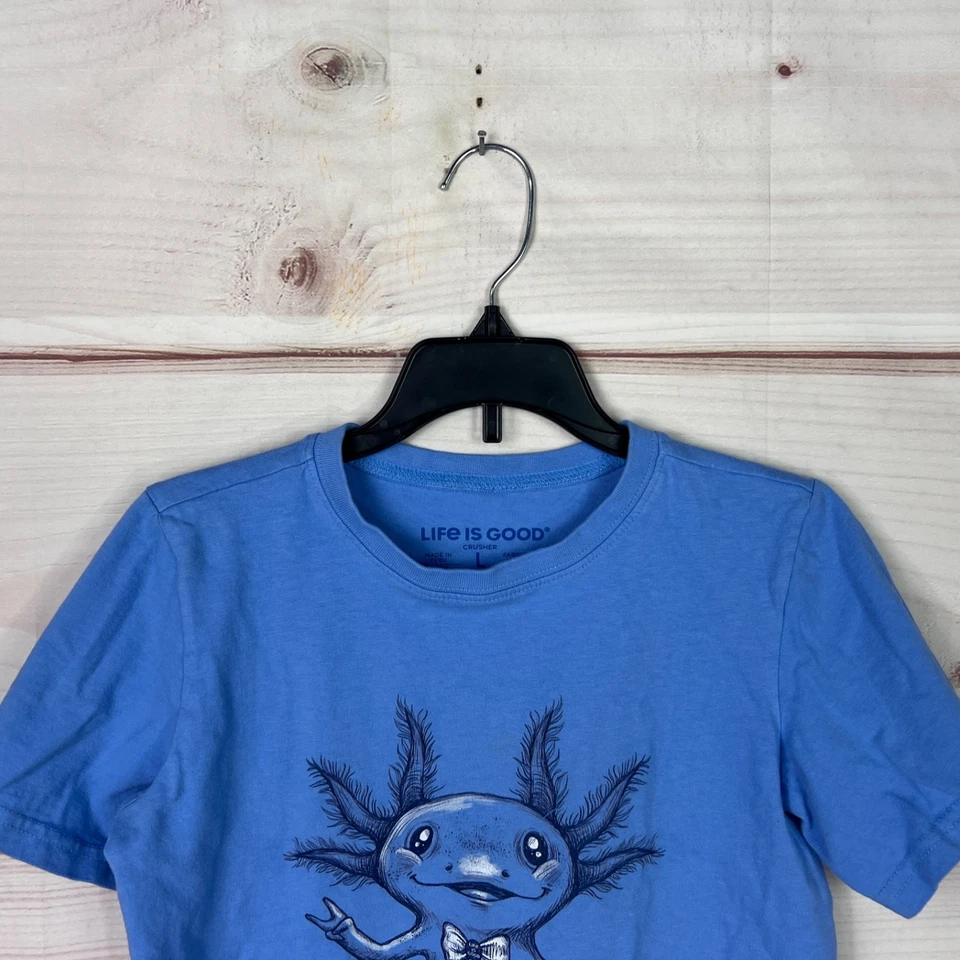 Camiseta Life Is Good Niños L Azul Cuello Redondo Trituradora Camiseta Cuello Redondo Gráfico Axolotl Foto 2 de 4