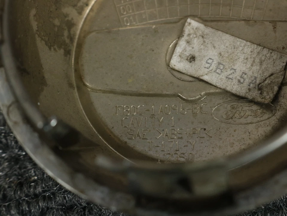 1998 - 2002 Lincoln Continental Oem Alloy Wheel Center Cap F80C-1A096-BC Foto 4 de 4