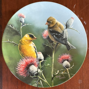 Knowles Birds of Your Garden "The Goldfinch" 1987 Limited Ed