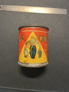 Antique Wheat Fishing Can Perfecta Wheat