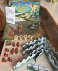 Vtg Crocodile Hunter Game Steve Irwin Board Game 1999 Milton Bradley Great Cond