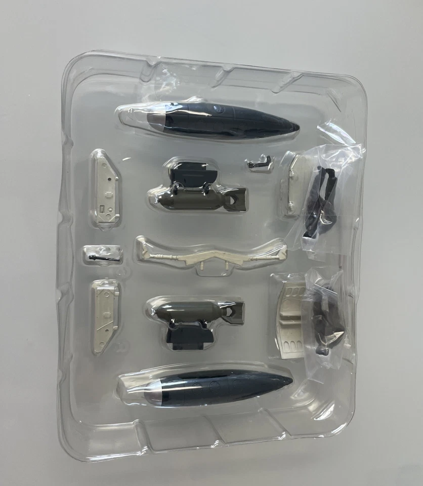 Hobby Master HA7202 Grumman F9F-2P Panther VC-61 PP/154 USN Look Diecast 1/48 - Image 3 of 4