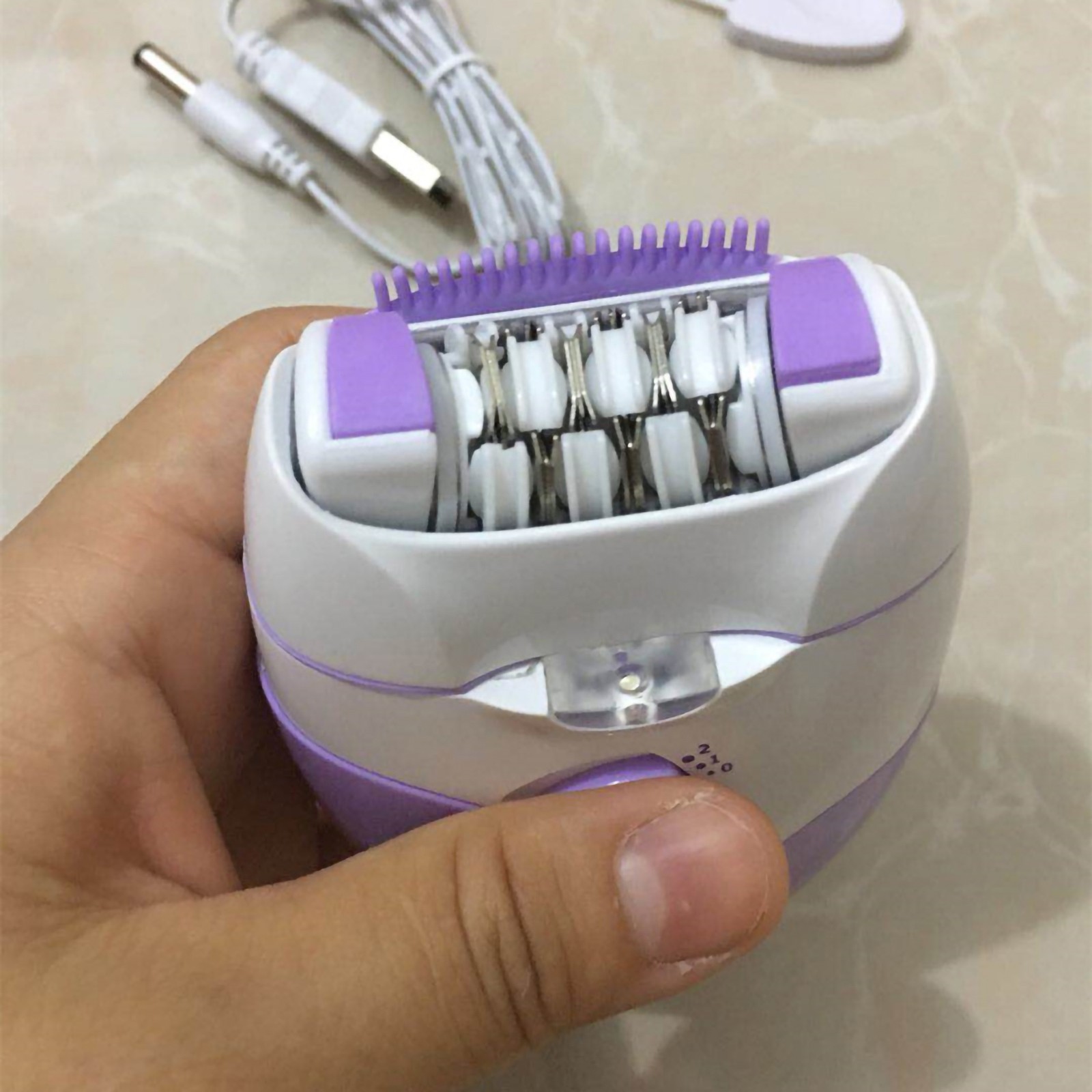 épilateur électrique rechargeable – vue détaillée