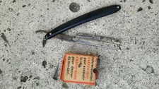 Ancien rasoir barbier (type coupe-choux)