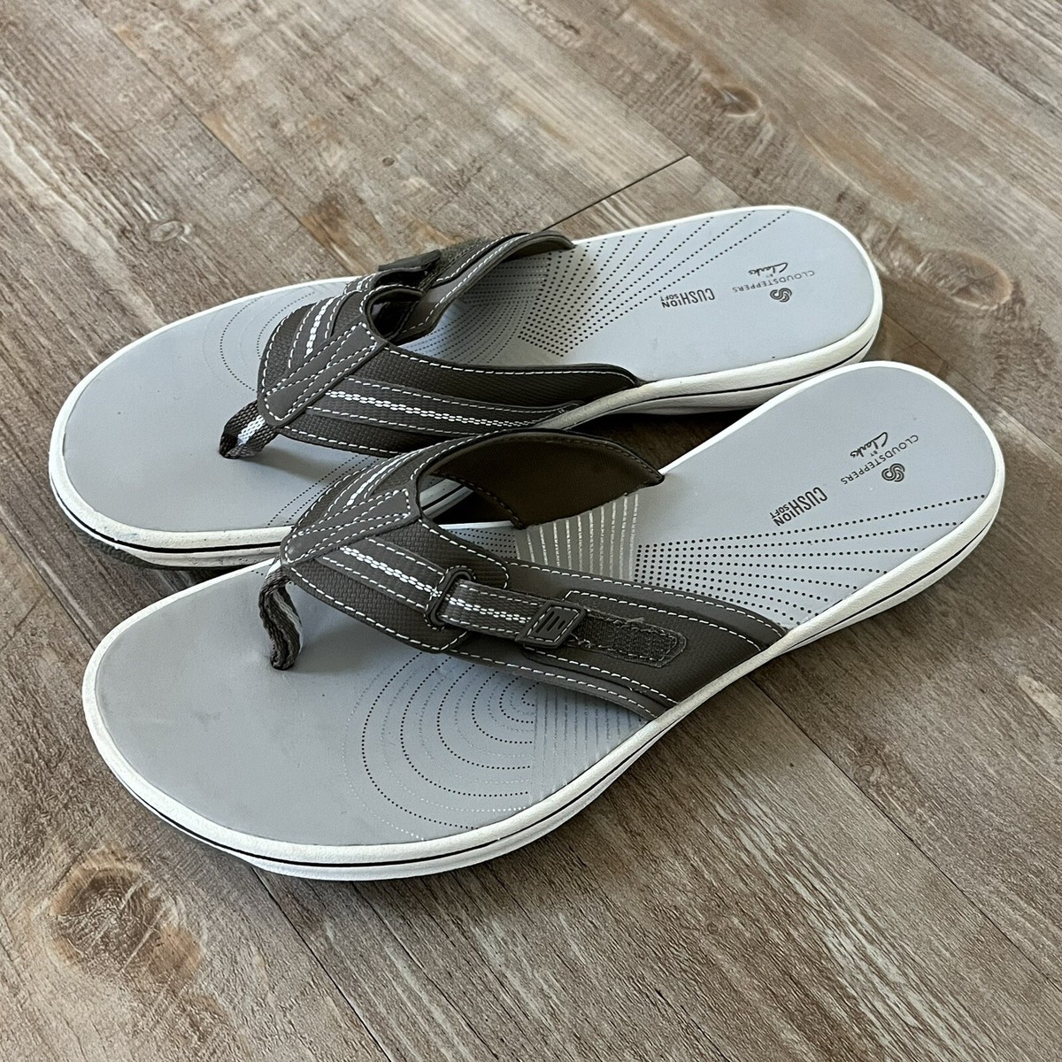 Clarks Cloudsteppers Brinkley Jazz Flip Flops Sandals Womens Size - Main Image