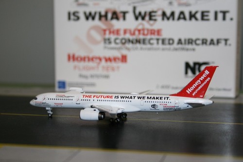 NG Models 1:400 Honeywell Boeing 757-200 N757HW (53181) Die-Cast Model Plane - Picture 5 of 8
