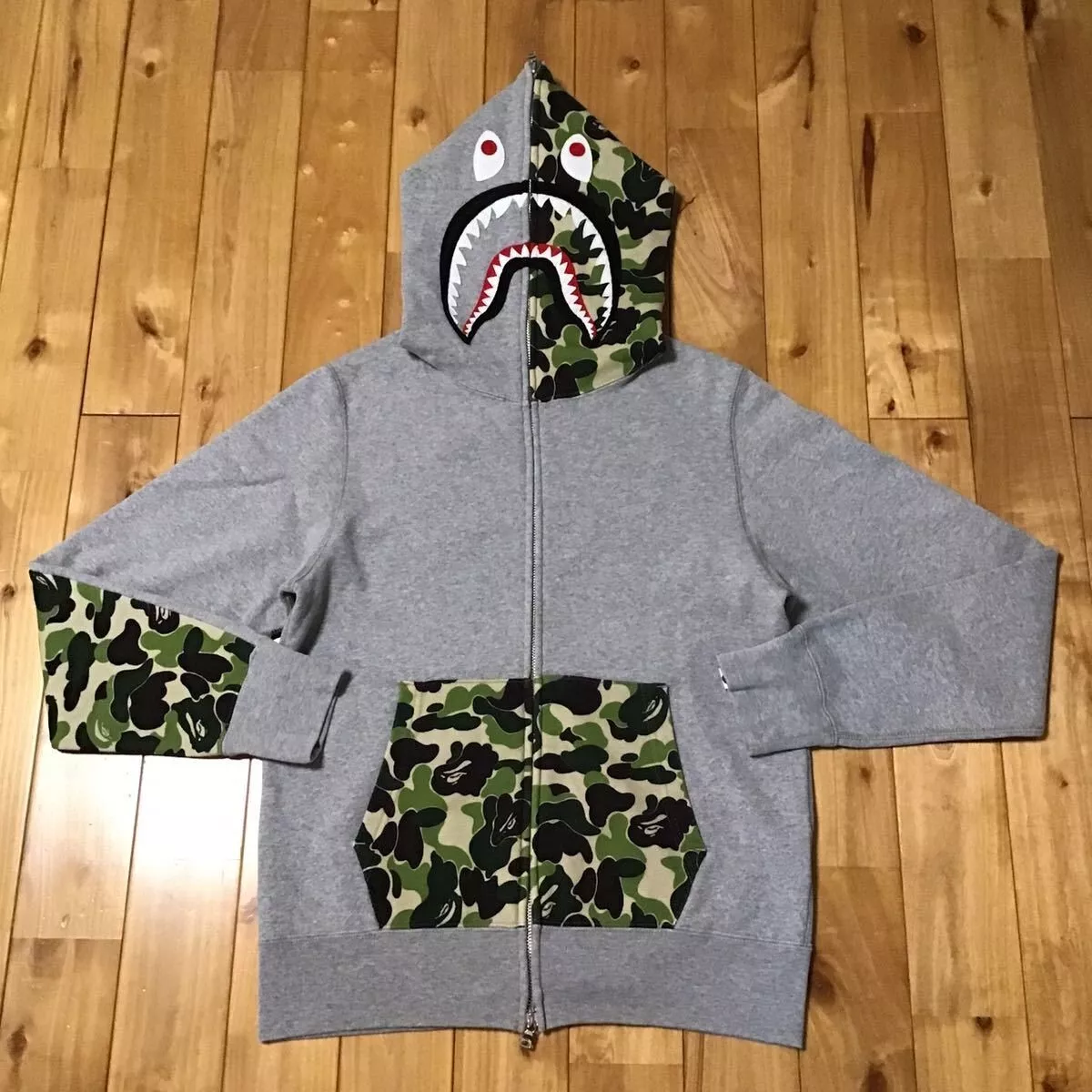 Size L  AUTHENTIC BAPE BLUE ABC Camo Shark Zip-Up Hoodie