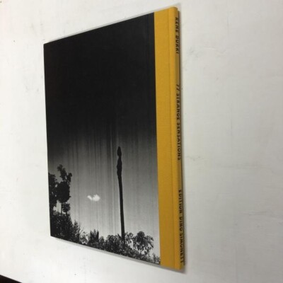 77 STRANGE SENSATION　Rene Burri　限定3000部 77 STRANGE SENSATION Rene Burri 限定3000部 77 STRANGE