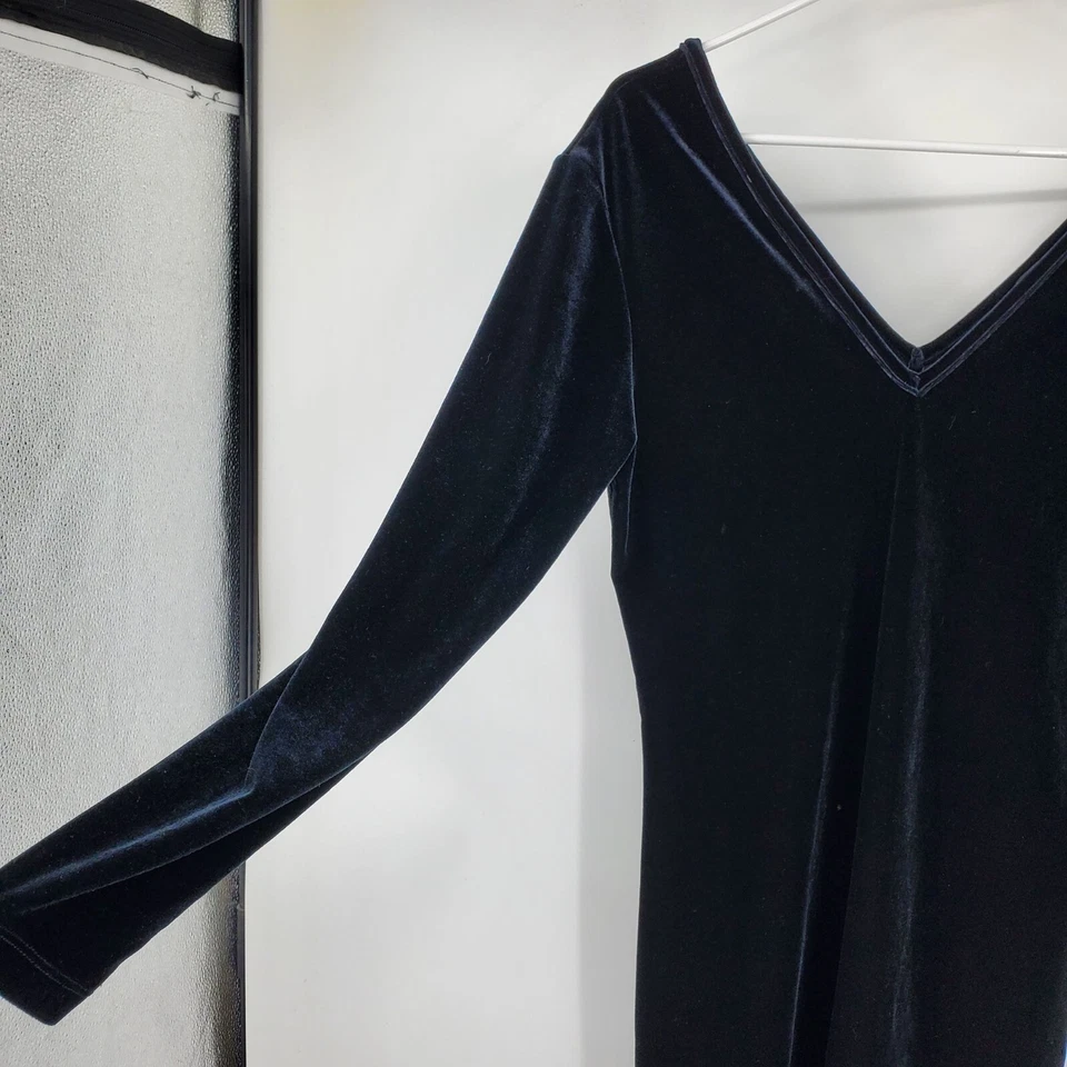 Frederick's of Hollywood V Neck Black Velvet Long Sleeve Witchy Goth Dress XL - Image 4 of 4