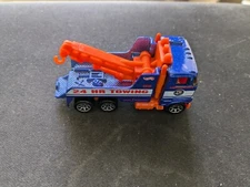 1981 Mattel Hot Wheels Blue & Orange 24 Hr. Towing Mack Truck
