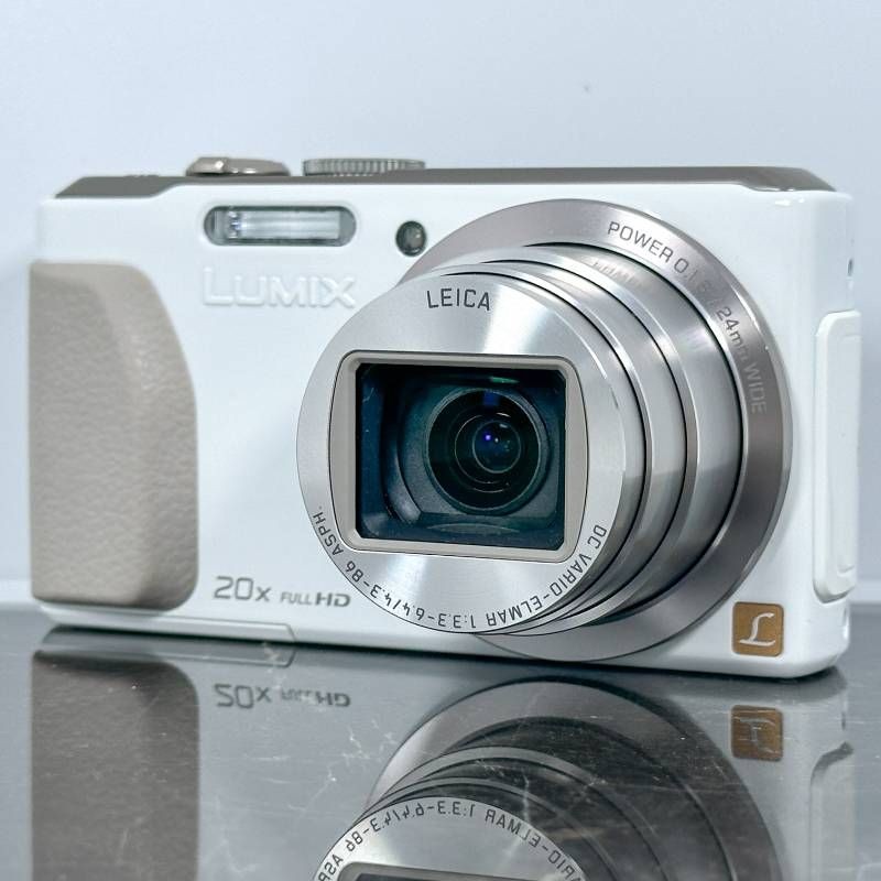 Panasonic LUMIX TZ40 ホワイト　wifi gps Panasonic LUMIX DMC TZ40 White 20x Leica Zoom 18.1MP WiFi GPS