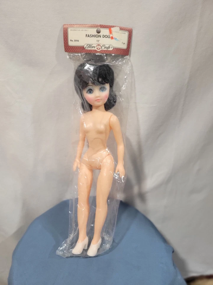 Lote de 2 PIEZAS DE MUÑECAS ARTESANALES DE FIBRA 15" MUÑECAS DE MODA Artesanía de plástico NUEVO Foto 3 de 4