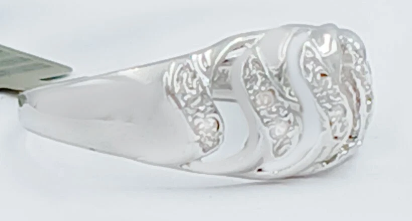 ANILLO CÚPULA DIAMANTE GENUINO ORO BLANCO 10K - Hecho en EE. UU. - Servicio de tasación gratuito Foto 2 de 4