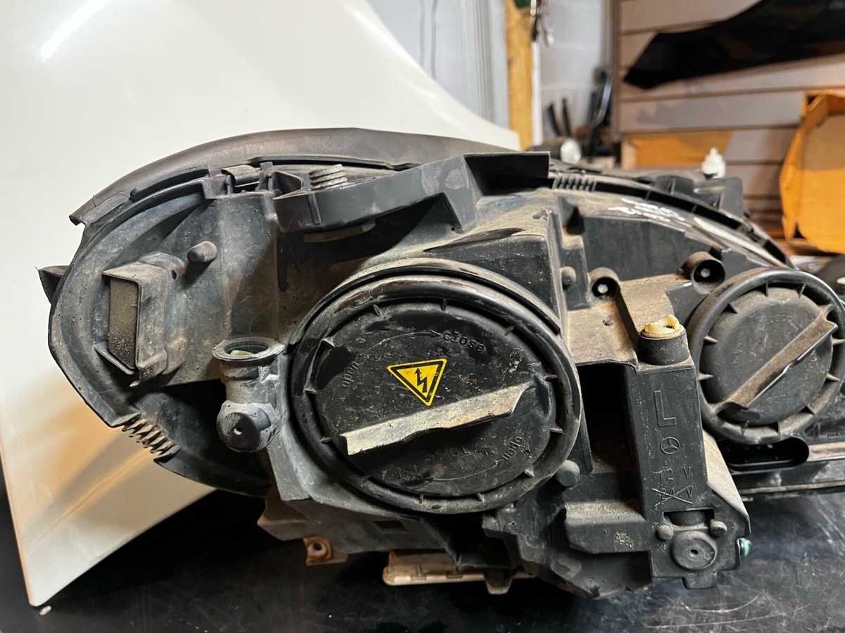MERCEDES C220 W204 2012 FRONT LEFT XENON HEADLIGHT A2048204539 | eBay
