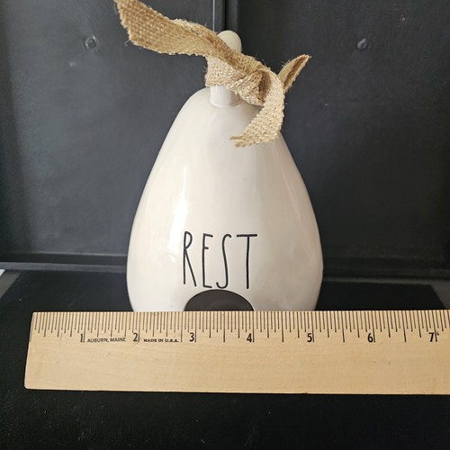 Casa para pájaros de cerámica Rae Dunn "REST" lágrima con pluma colección artesanal nueva - Imagen 7 de 7