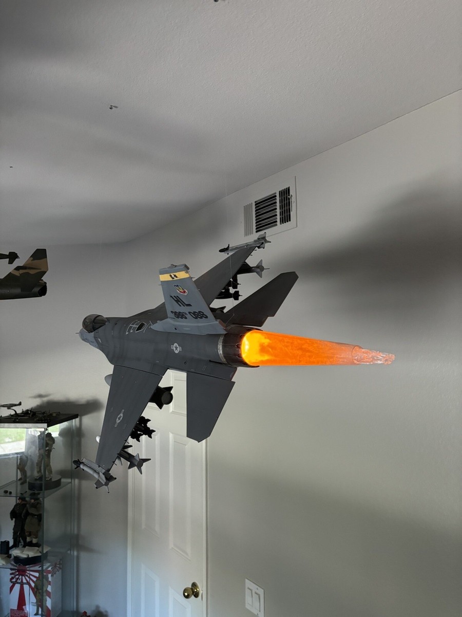 bbi エリートフォース 1/18 F-16C ファイティングファルコン Elite Force BBi 1:18 F 16 Fighting Falcon Wolf Pack Jet