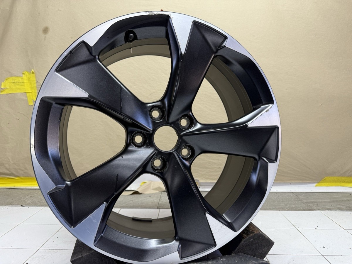 a-chan　0916 CUPRA LEON ALLOY WHEEL 18